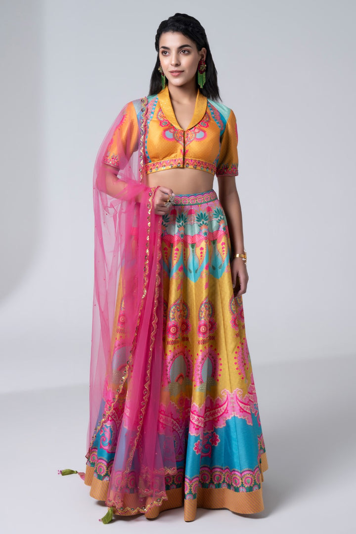 Printed Lehnga With Embroidered Detailing On Blouse And Scalloped Dupatta Set-Siddhartha Bansal