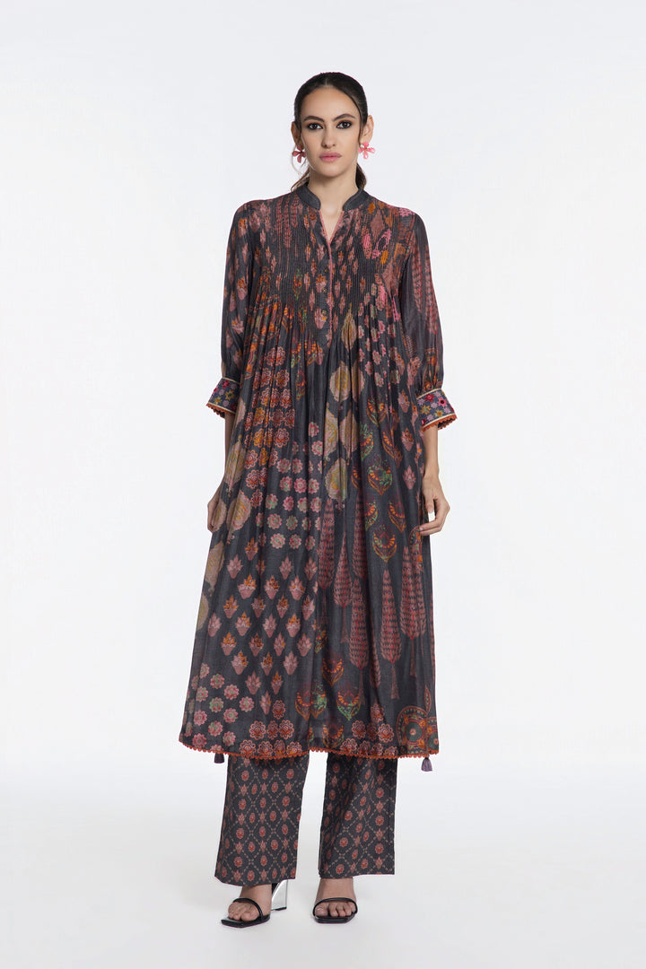 ZAHRA PINTUCK KURTA