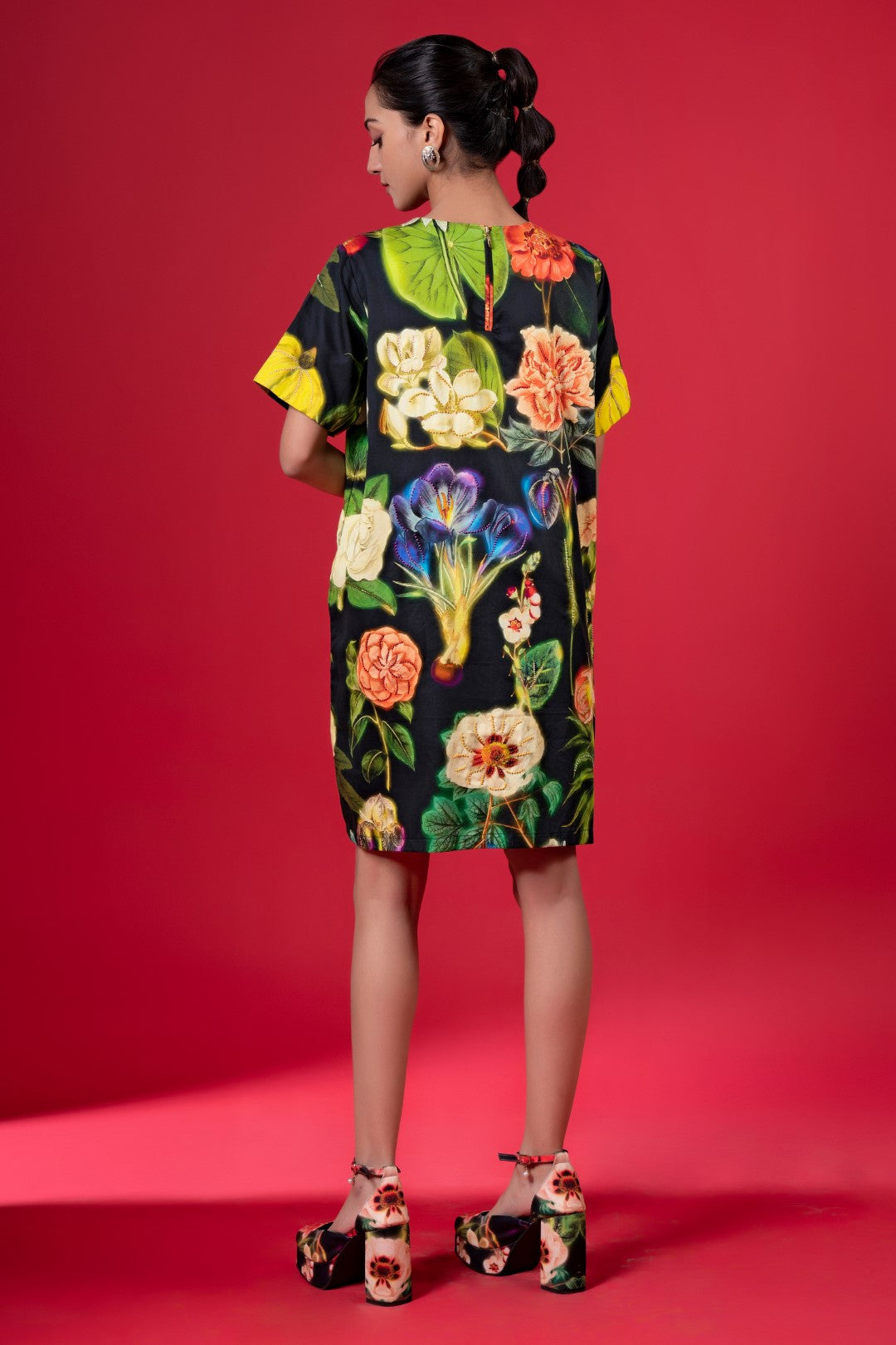 Night Bloom Embroidered Shift Dress-Siddhartha Bansal