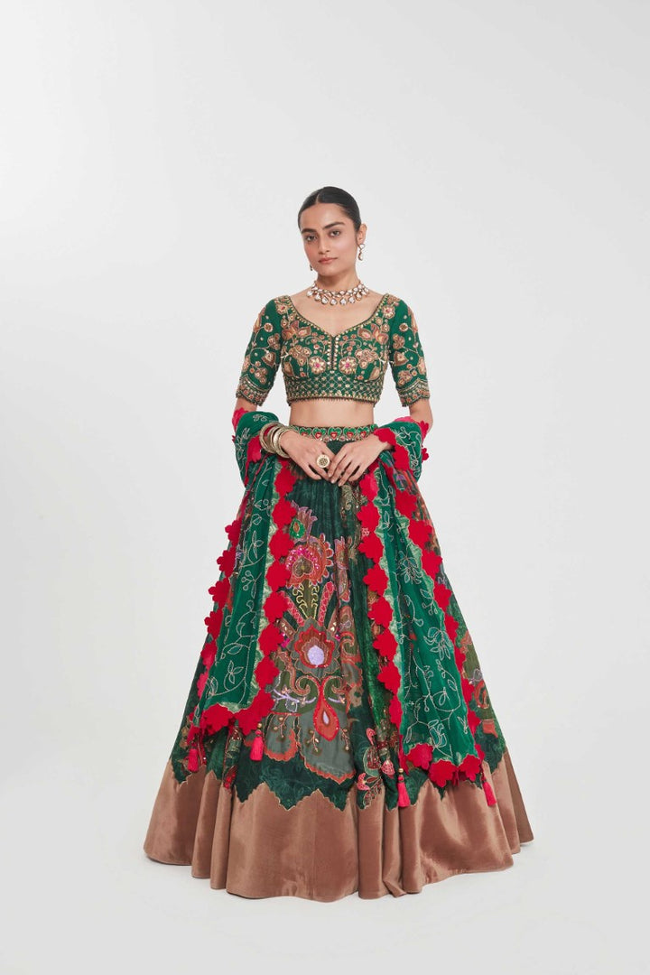 FIRDOUS LEHANGA SET-Kaftan-Siddhartha Bansal