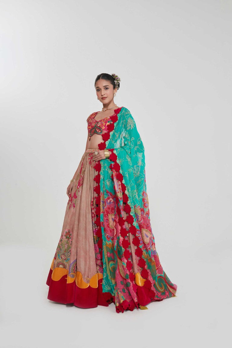 SUHANA LEHANGA SET-Kaftan-Siddhartha Bansal