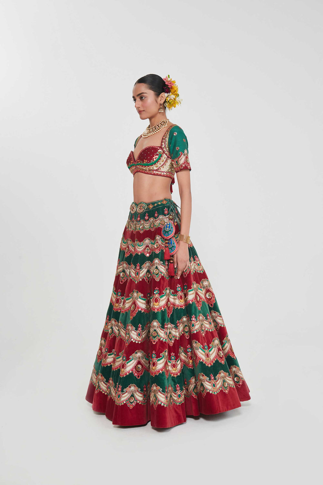 AFREEN LEHENGA SET-Kaftan-Siddhartha Bansal