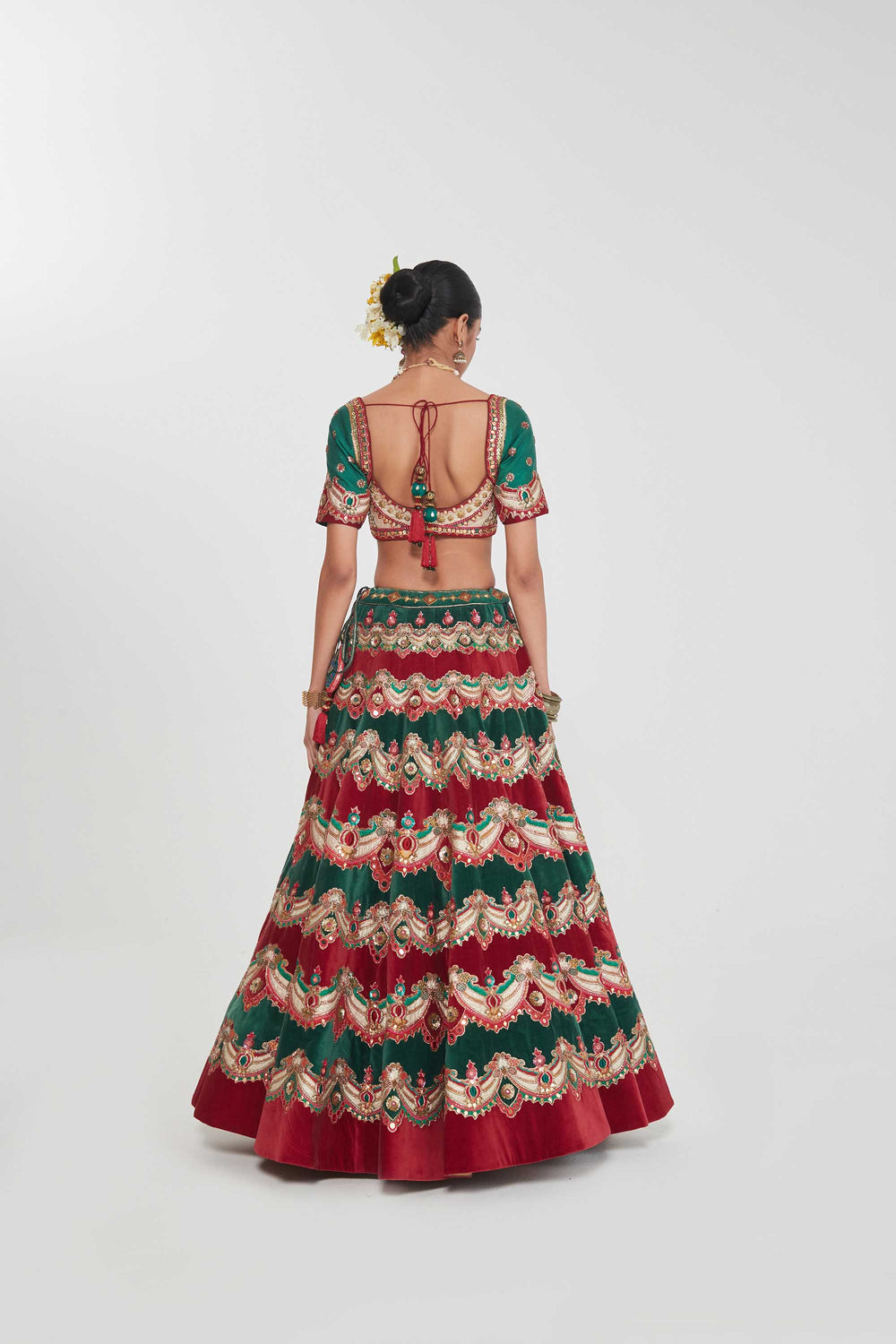 AFREEN LEHENGA SET-Kaftan-Siddhartha Bansal
