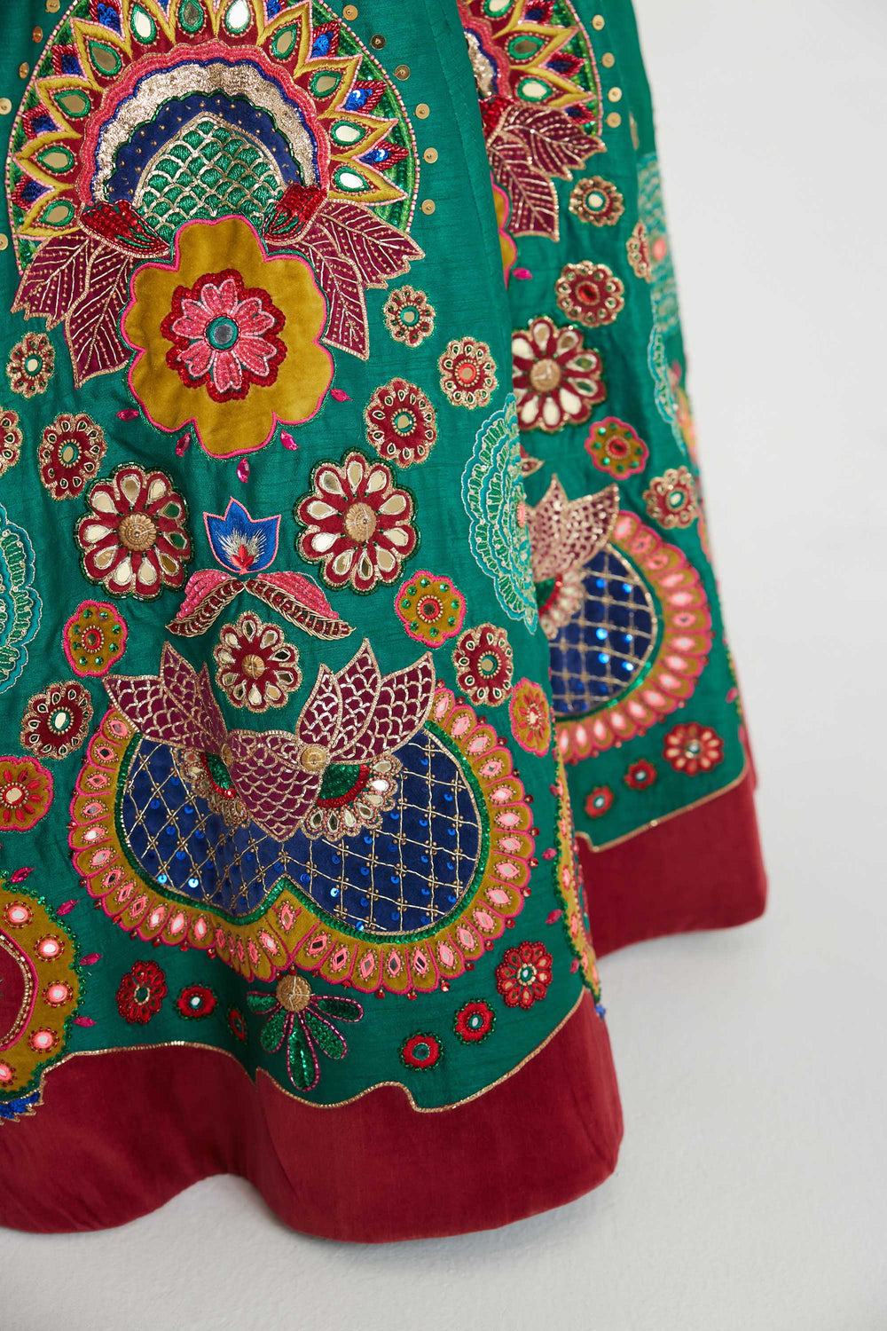 NIHIRA LEHENGA SET-Kaftan-Siddhartha Bansal