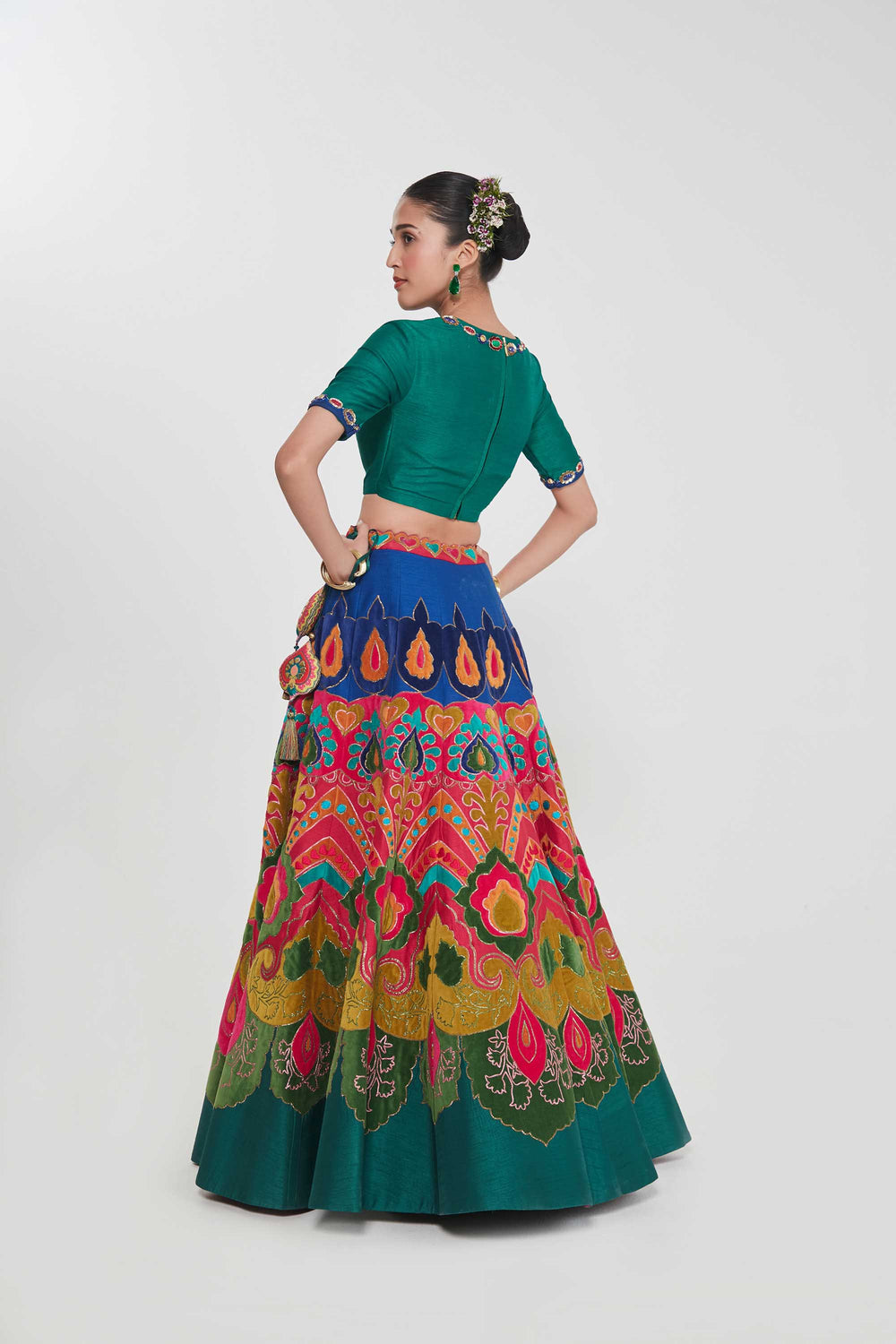 JASMINE LEHANGA SET-Kaftan-Siddhartha Bansal
