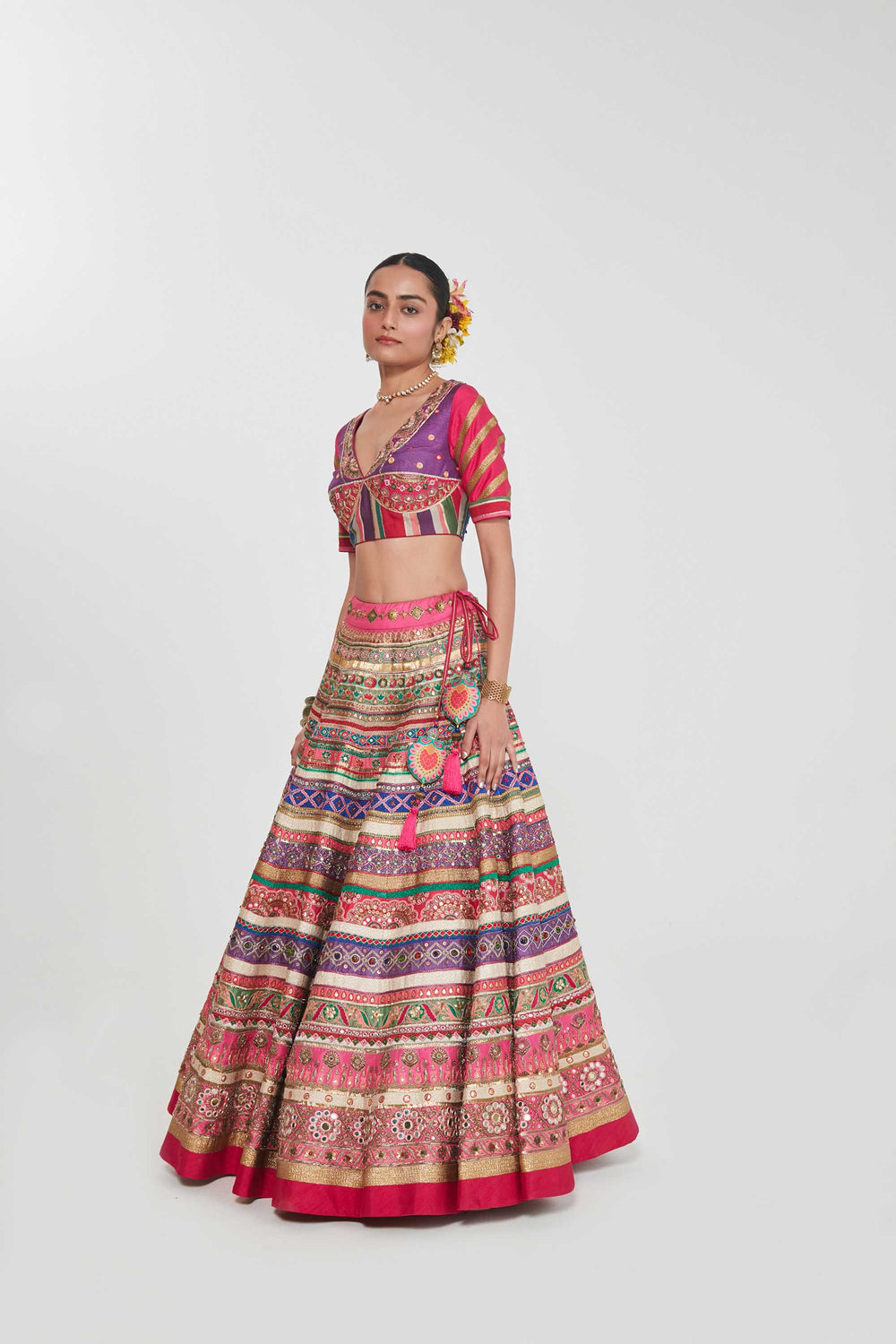 INAYA LEHENGA SET-Kaftan-Siddhartha Bansal