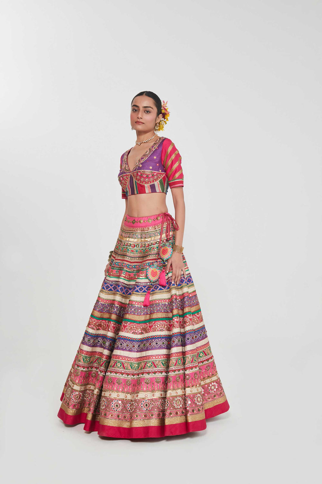 INAYA LEHENGA SET-Kaftan-Siddhartha Bansal