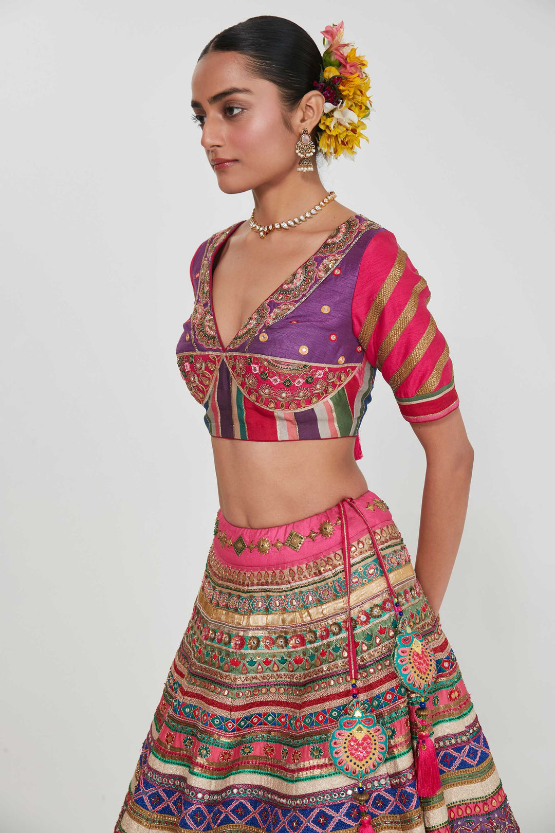 INAYA LEHENGA SET-Kaftan-Siddhartha Bansal