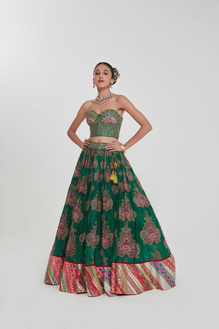 HEENA LEHANGA SET-Kaftan-Siddhartha Bansal