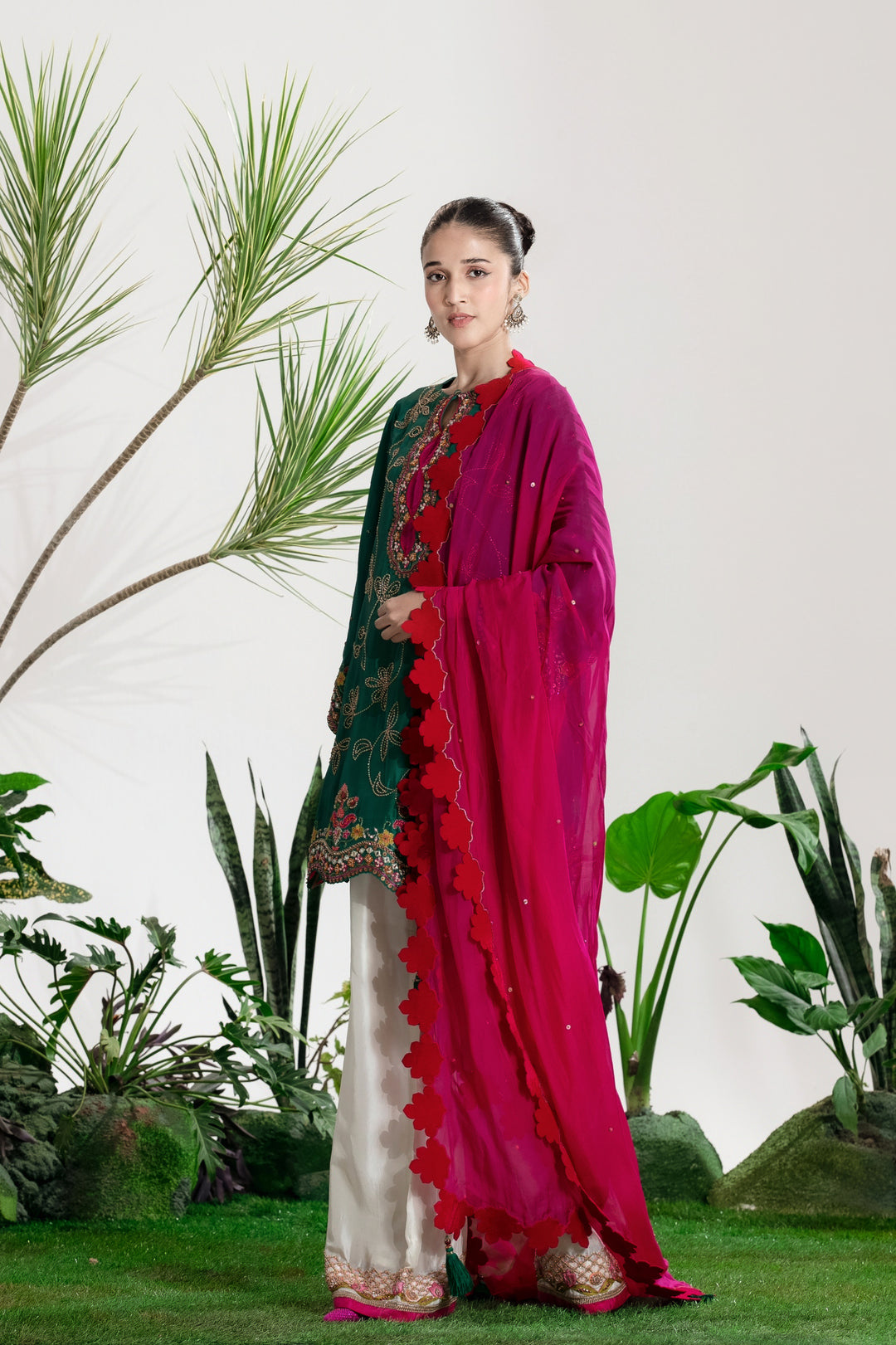 MAHIKA KURTA SET-Kaftan-Siddhartha Bansal