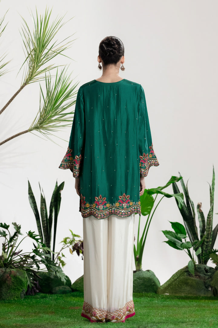 MAHIKA KURTA SET-Kaftan-Siddhartha Bansal
