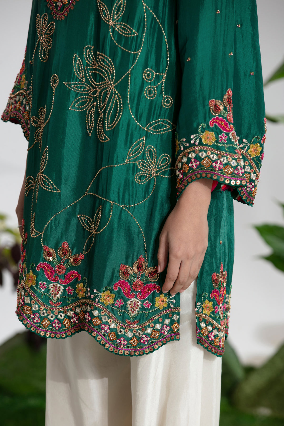 MAHIKA KURTA SET-Kaftan-Siddhartha Bansal