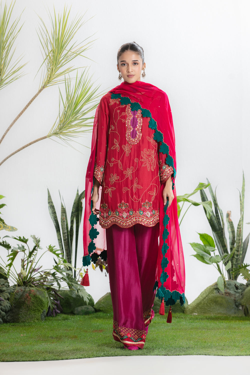 ISHAANI KURTA SET-Kaftan-Siddhartha Bansal