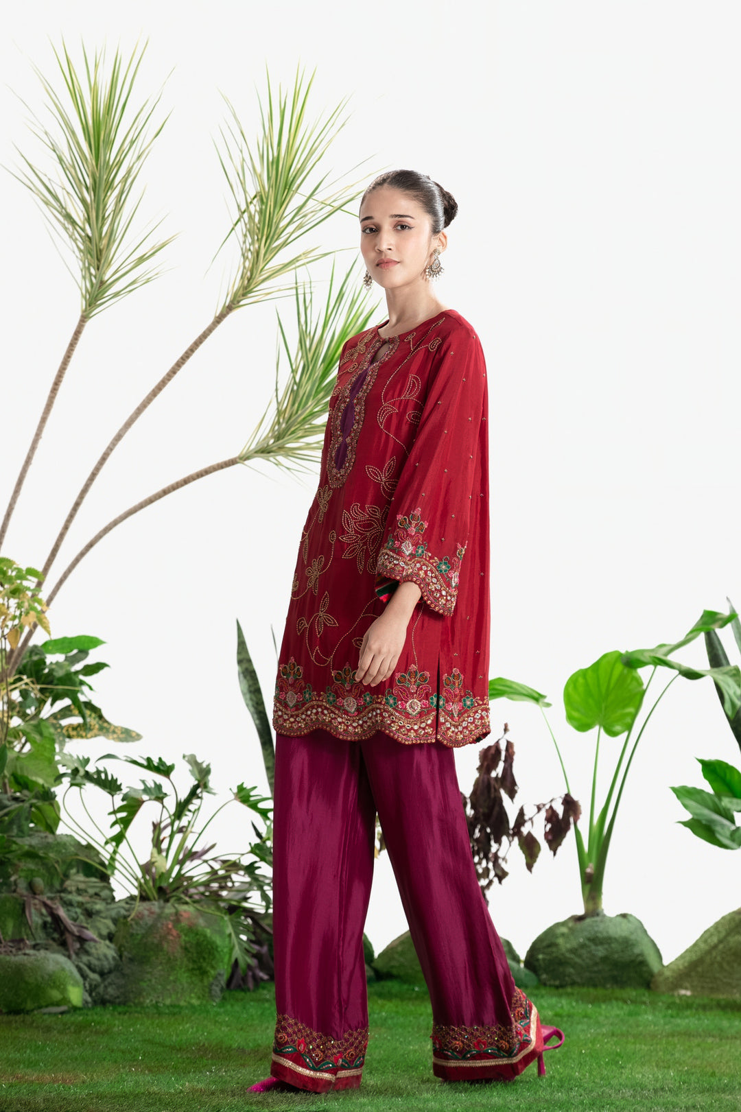 ISHAANI KURTA SET-Kaftan-Siddhartha Bansal