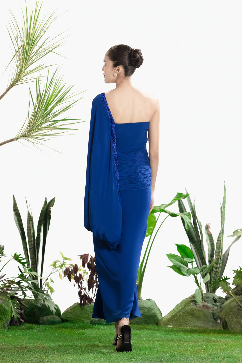 NEELANJALI DRAPE SAREE-Kaftan-Siddhartha Bansal