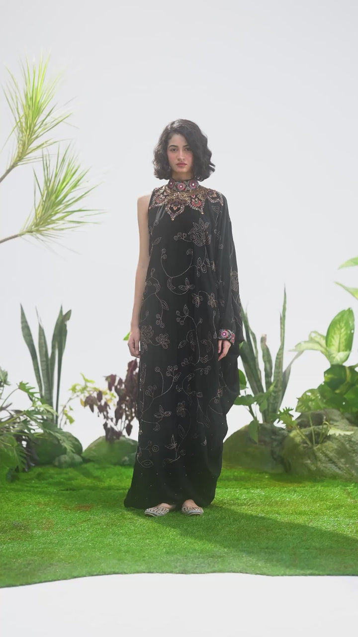ZINAT SHOULDER DRESS